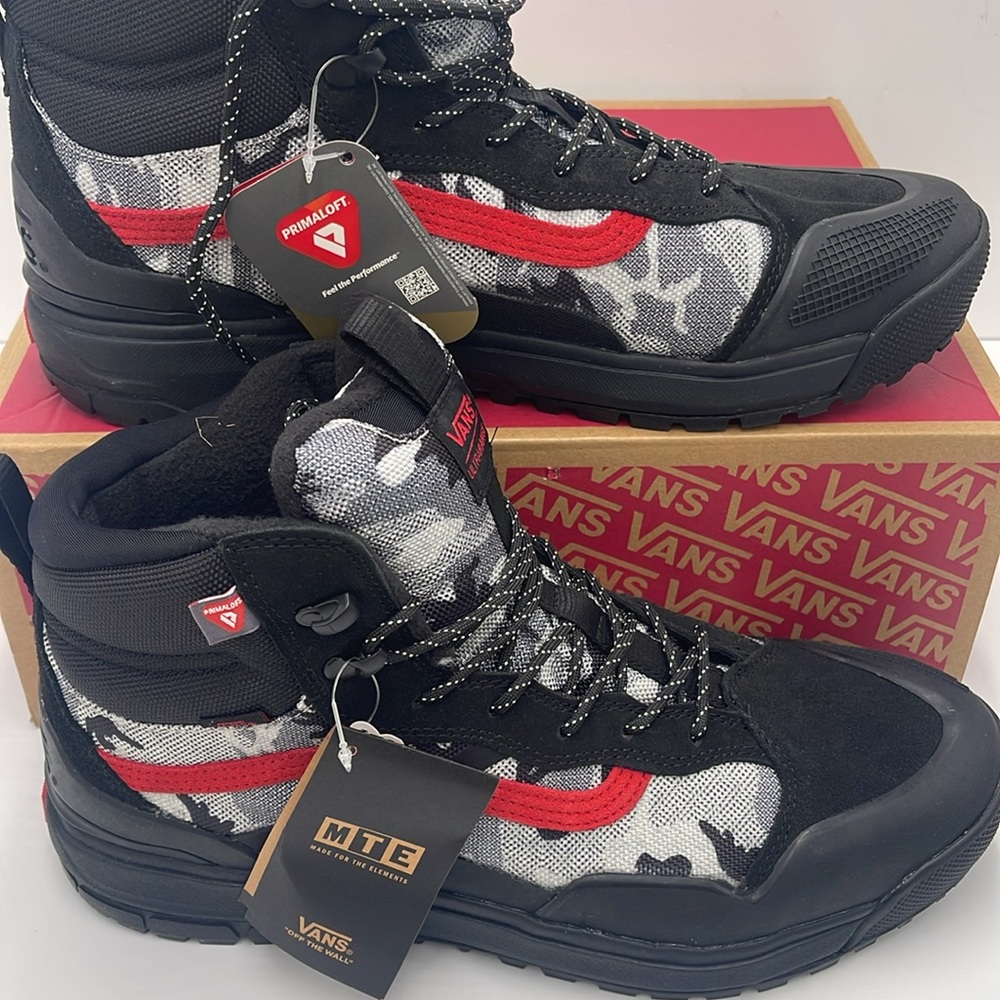 Vans Men’s Black Red High-Top Sneakers Boots Ultrarange Exo
Arctic Camo Black - Picture 2 of 16